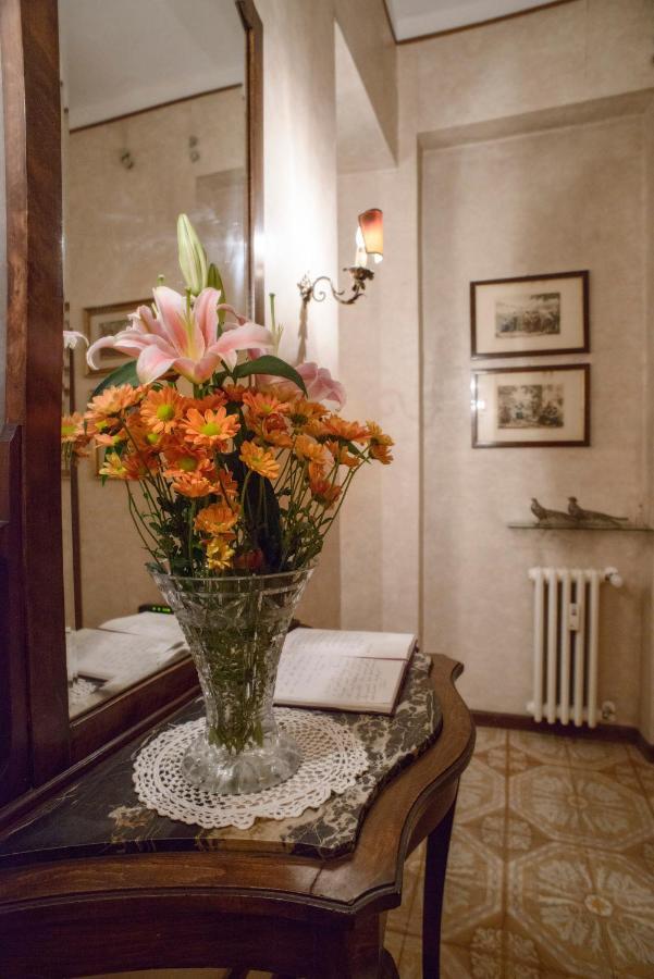 Amici Di Roma Appartement Buitenkant foto